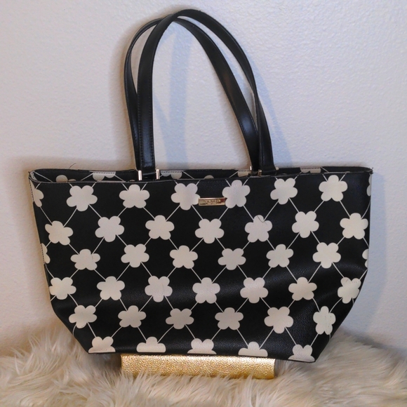 Kate Spade black and white floral print purse, pre-owned - Picture 1 of 8